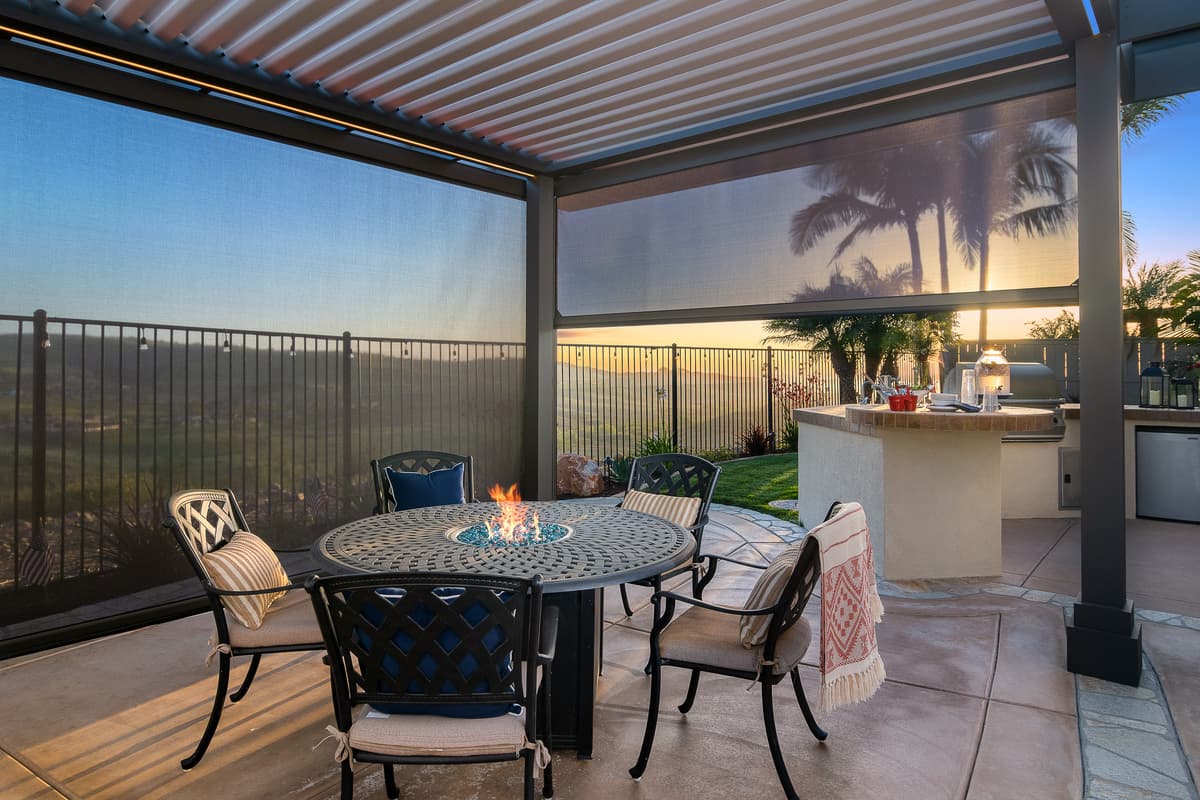 How to Choose the Right Retractable Patio Screen