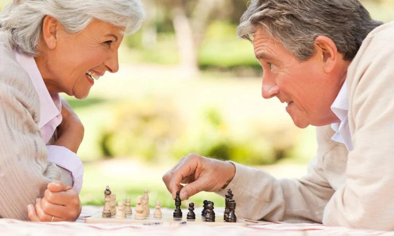 4 Factors To Take Into Account When Looking At Senior Living Options