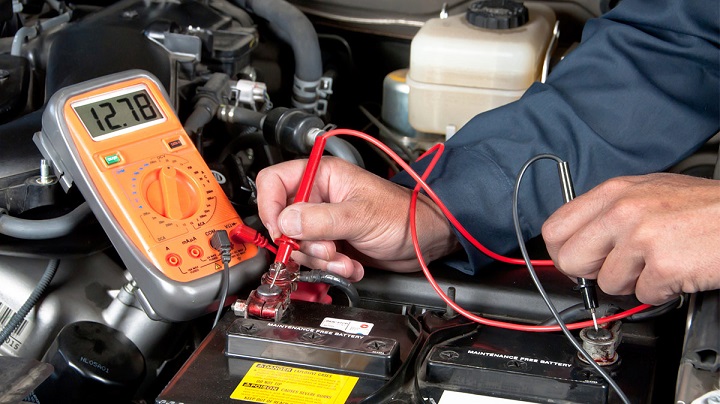 How to become an Automotive Electrician