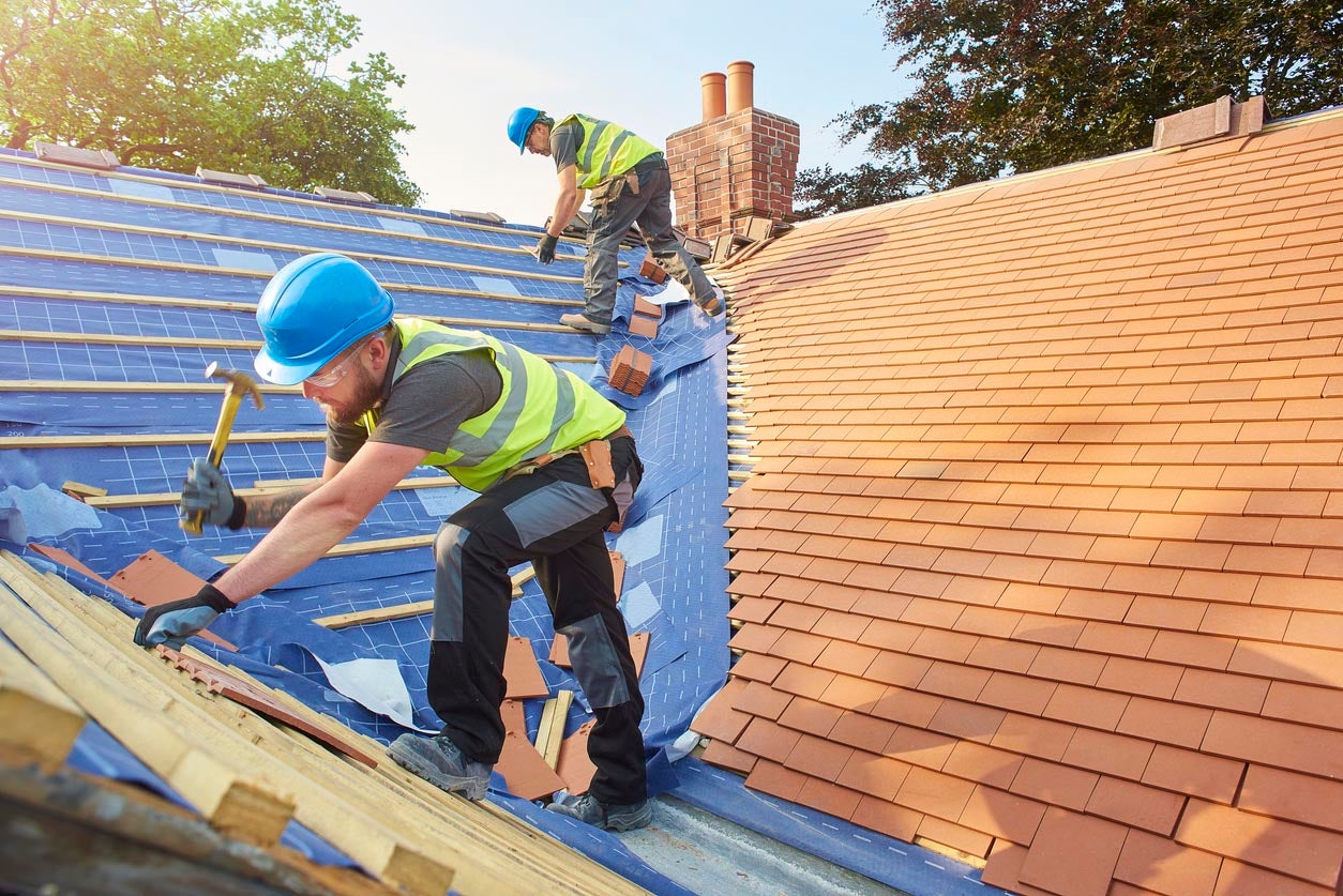 What Service to Expect at a Roofing Companies