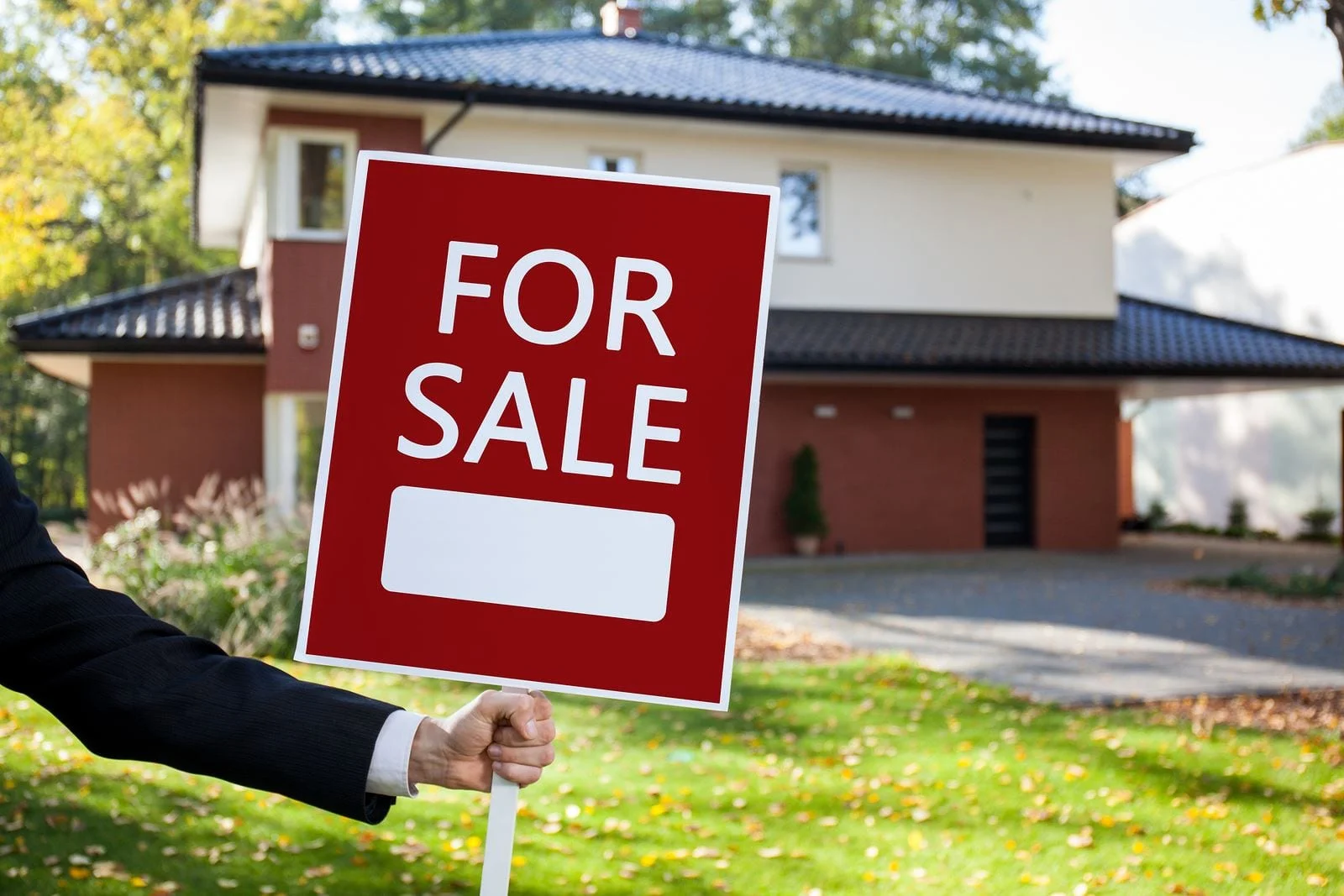 What to consider before selling your house?