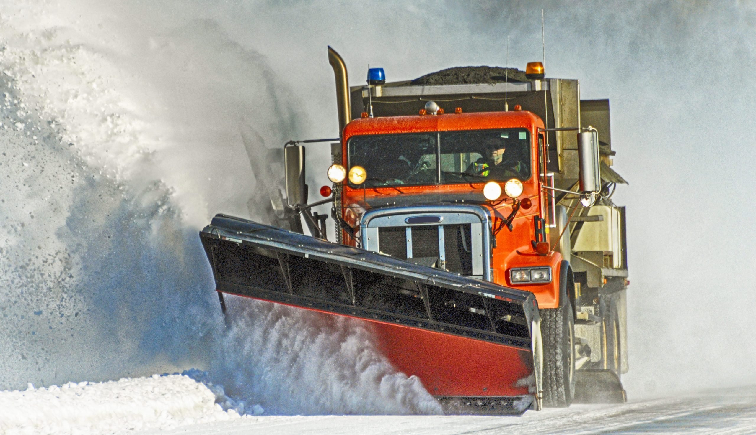 A Quick Guide to Using Commercial Snow Plows