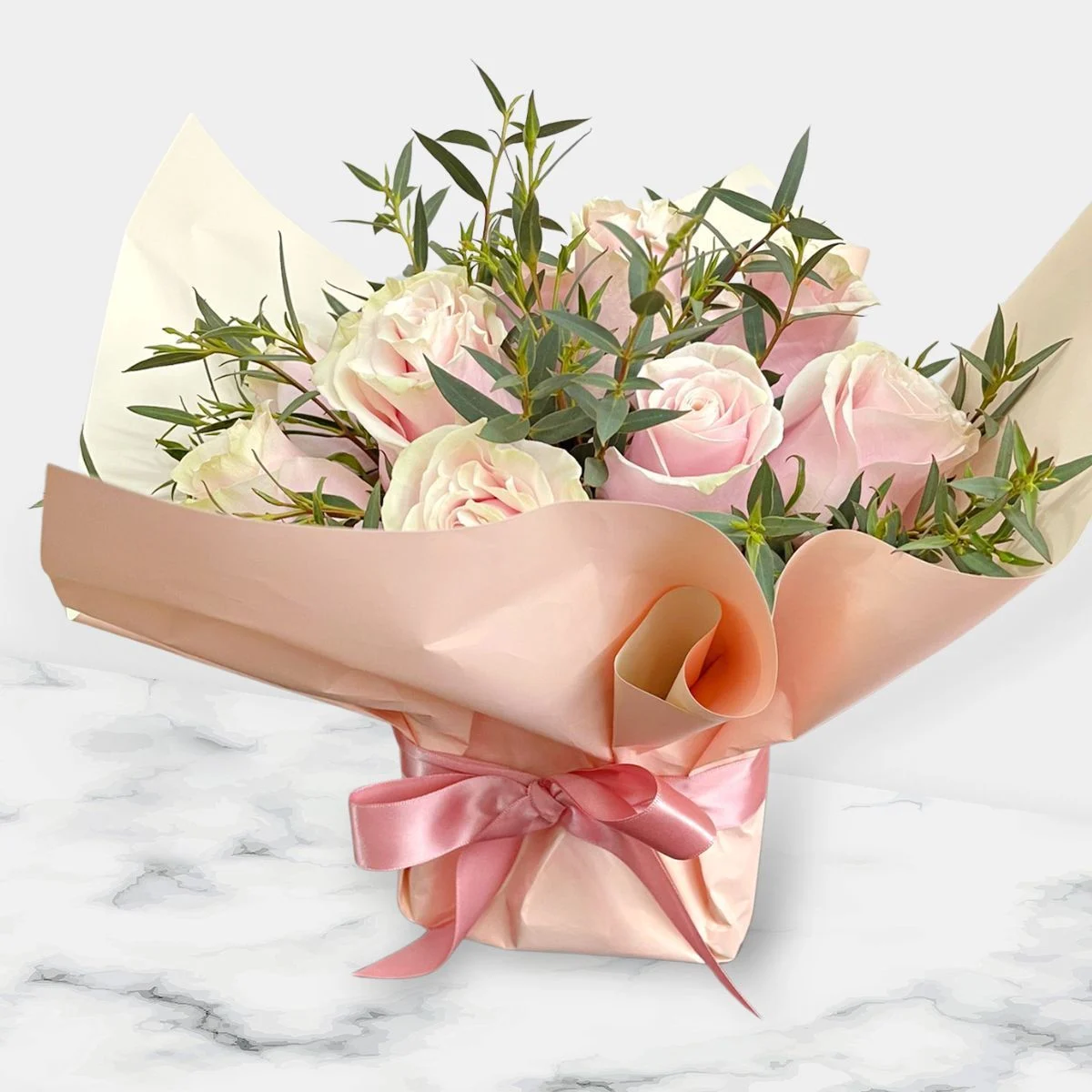 Blooming Gift: Make Someone’s Day with a Flower Subscription in Miami