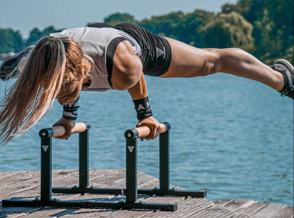 Maximizing Your Dip Bar Workout: Unlocking the Full Potential