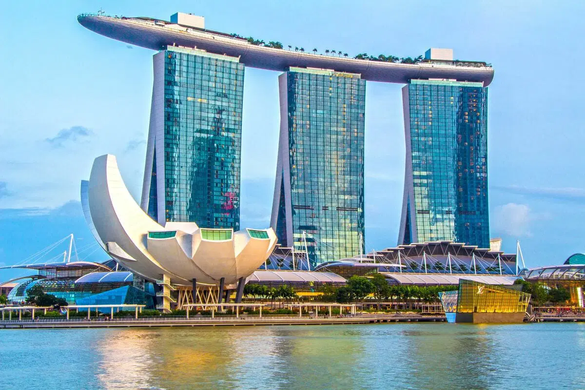 Why the Marina Bay Area is Perfect for Young Professionals