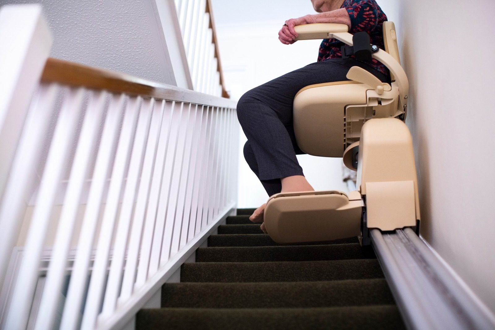 Stairlift Removals: Can You Do It Yourself or Should You Call a Pro?