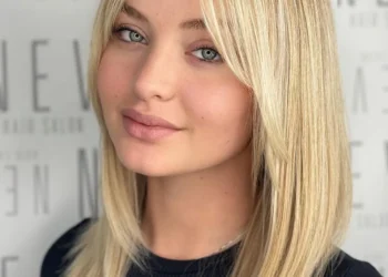 curtain style face framing bangs haircut