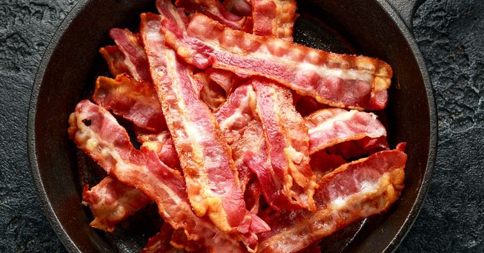 How to Cook Bacon in the Oven for Even Crispness